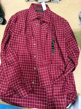 Banana Republic Red Plaid Button-Up Dress Shirt